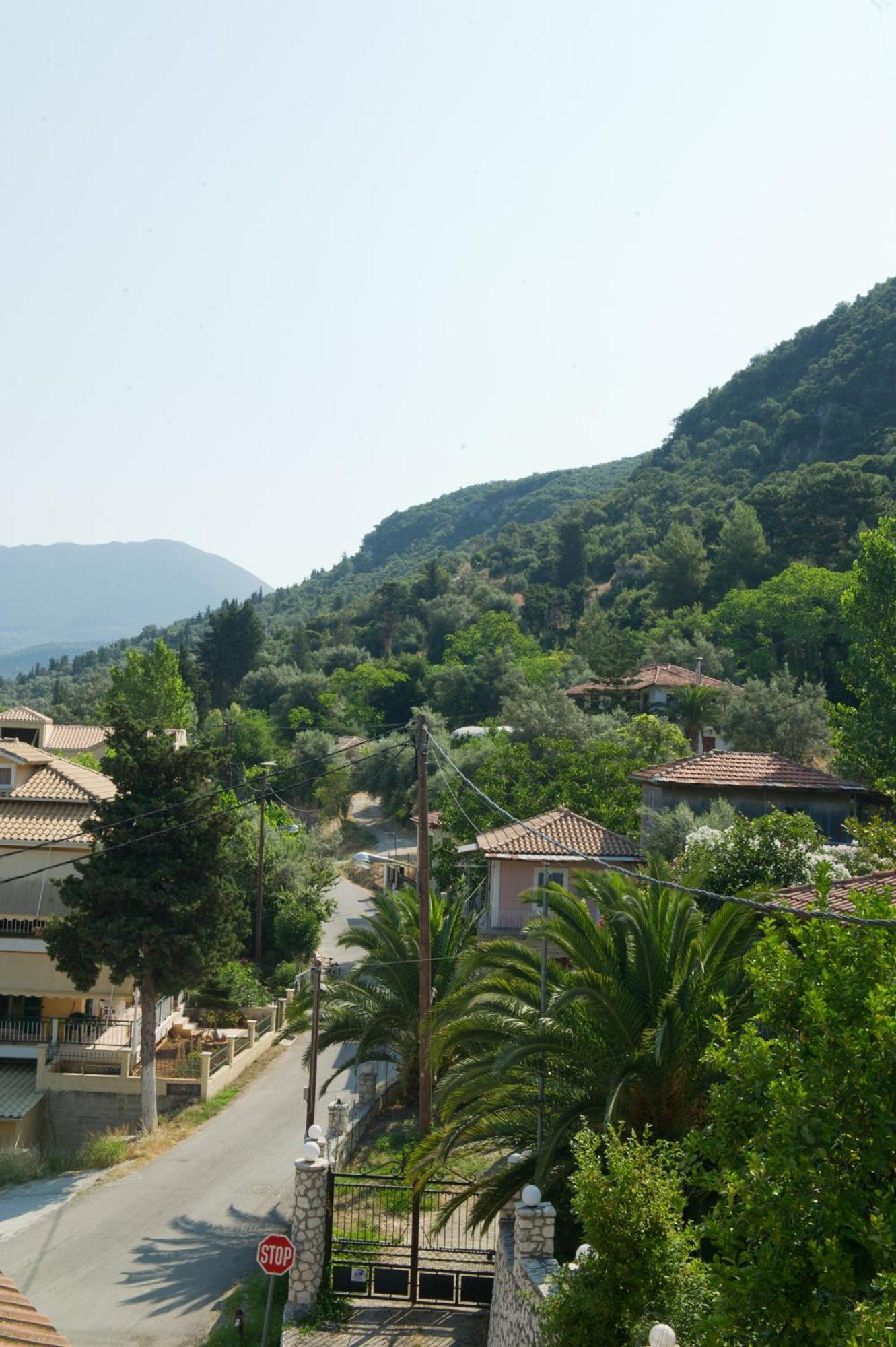 Geroulis Stefanos Studios Vasiliki  Exterior photo