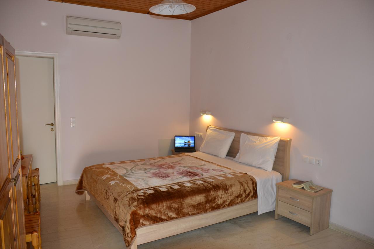 Geroulis Stefanos Studios Vasiliki  Exterior photo